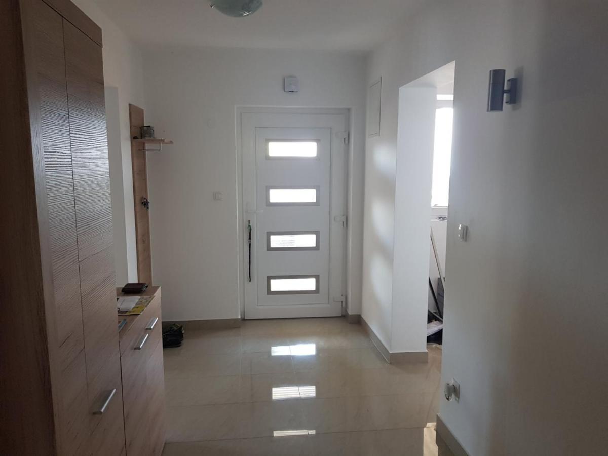 Apartman Niko Malinska Exterior photo